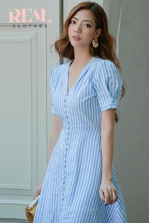 Cotton Dress Pattern, Simple Frock Design, Kurti Sleeves Design, Casual Frocks, Simple Frocks, Simple Kurta Designs, Simple Kurti Designs, Stylish Short Dresses, Frock For Women