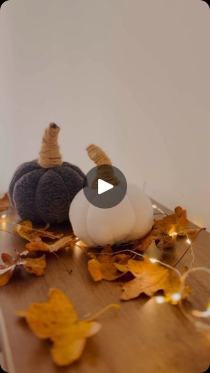 Fall Decoration Ideas, Pumpkin Song, Autumn Ideas, Diy Socks, Pumpkin Fall Decor, Fall Decoration, Halloween 1, Diy Pumpkin, Pumpkin Fall