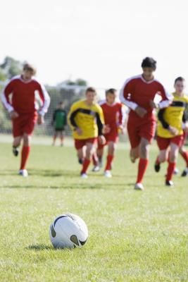 What To Eat For Breakfast Before A Soccer Game | LIVESTRONG.COM What To Eat For Breakfast, Soccer Drills For Kids, Basketball Camp, Soccer Workouts, Soccer Practice, Soccer Drills, Soccer Life, Soccer Tips, Soccer Game