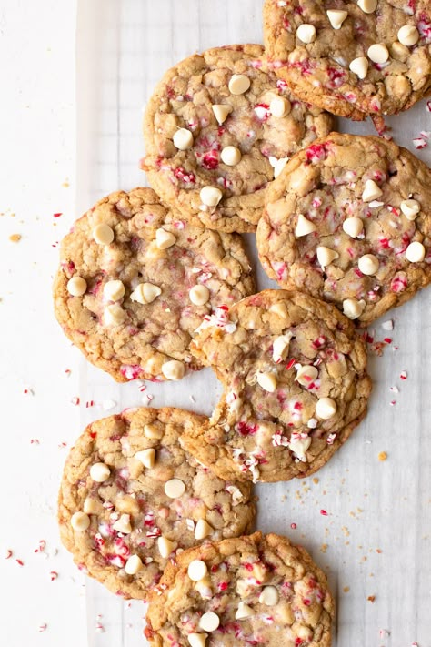 These white chocolate peppermint cookies are the ultimate Christmas cookie, and so easy to make! They're big, soft, and chewy, with a double dose of cool peppermint flavor thanks to crushed peppermint candy canes and peppermint extract. Peppermint White Chocolate Cookies, White Chocolate Candy Cane Cookies, Peppermint Crunch Cookies, December Desserts, White Chocolate Peppermint Cookies, After Dinner Mints, Peppermint Sugar Cookies, Crushed Peppermint, White Chocolate Peppermint