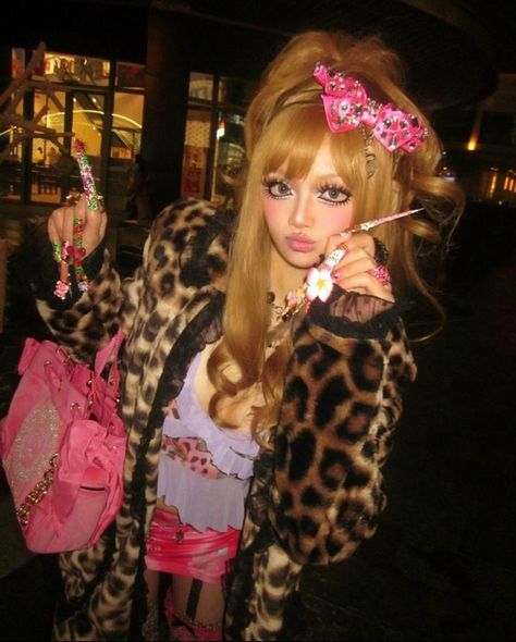 Gyaru Aesthetic, Agejo Gyaru, Gyaru Style, Gyaru Makeup, 일본 패션, Style Pictures, Gyaru Fashion, January 7, J Fashion