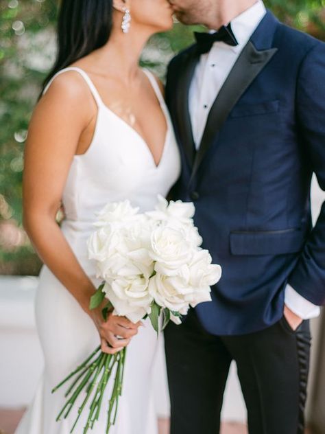 Long White Rose Bouquet, Long Stem White Peony Bouquet, Long Stem Rose Bridal Bouquet, Long Stem Wedding Boquet, Long Stemmed White Rose Bouquet, Wedding Bouquets Garden Style, Modern White Rose Wedding, All White Roses Bouquet, Modern White Rose Bouquet