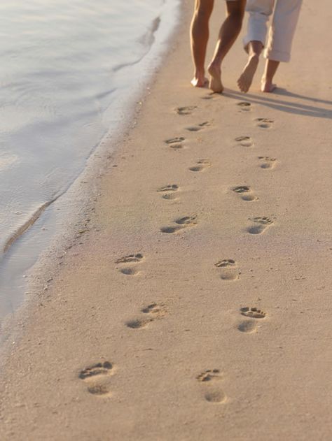 Leave only footprints, take only memories.  It's better in The Bahamas.... Grand Bahama Island, Grand Bahama, Sand Surfing, Private Home, Summer Romance, Seaside Cottage, Caribbean Beaches, Caribbean Travel, Beach Lover