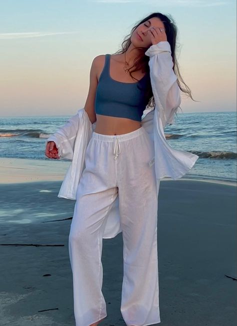 hilton head island, aritzia linen set Hilton Head Island South Carolina Outfits, Hilton Head Island Outfits, Hilton Head Outfits, Hilton Head Sc, Poses For Insta, Hilton Head Island South Carolina, Beach Fit, Island Outfit, Beach Fits