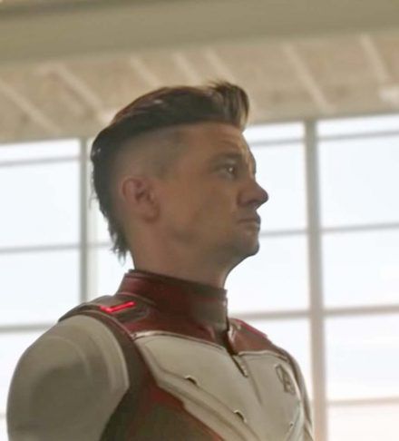 Haircut from Avengers:EndGame Jeremy Renner Avengers, Rock Star Hair, Mohawk Haircut, Mohawk Hairstyles Men, Short Shaved Hairstyles, Mens Hairstyles Thick Hair, Beard Hairstyle, New Haircut, Mohawk Hairstyles