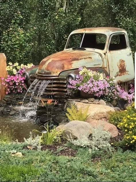 Kentucky Flowers, Diy Garden Fountains, Waterfalls Backyard, Old Truck, Water Fountains Outdoor, Water Fountains, Have Inspiration, Water Features In The Garden, Fountains Outdoor