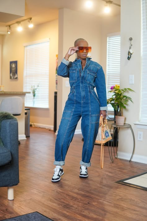 Denim Jumpsuit Outfit With Sneakers, How To Style Jean Jumpsuit, Denim Sneakers Outfit Women, Denim Jumpsuit Styling, Target Jumpsuit Outfit, How To Style A Denim Jumpsuit, Denim And Sneakers Outfit, Denim Sneakers Outfit, Jean Jumper Outfit Denim