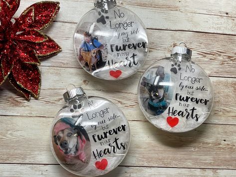 Custom Memorial Ornament | Family or Pet#petdecor #petloverchristmas #christmaswithpets #petchristmasornaments #adorableornaments #festivefurbabies #pawfectornaments Dog Memory Ornament, Pet Memorial Ornament Diy, Pet Ornaments Memorial, Dog Ornaments Pet Memorials, Dog Memorial Ornament, Pet Memorial Ornaments, Pet Ornaments Diy, Dog Ornaments Diy, Pet Gifts Diy