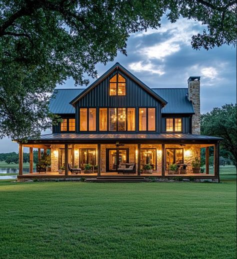 Barn Modern House, Barndominium Home Plans, Western Style Homes Exterior, Lake House Barndominium, Cabin Barndominium Ideas, Barndominium Landscaping, Elegant Barndominium, Barndominium Rustic, Mountain House Aesthetic