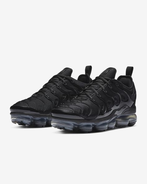 Nike Air VaporMax Plus Women's Shoe. Nike.com Nike Vapormax Women, Vapormax Women, Black Vapormax, Vapormax Plus Black, Air Vapormax Plus, Nike Air Vapormax Plus, Nike Vapormax, Women Nike, Air Max Women