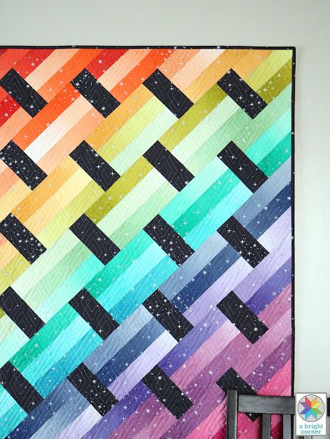 Quilts With Ombre Fabric, Ombre Fabric Quilts, Ombre Quilts Free Pattern, Ombre Quilt Ideas, Ombré Quilts, Ombre Quilts, Gradient Quilt, Ombre Quilt, Rainbow Quilts