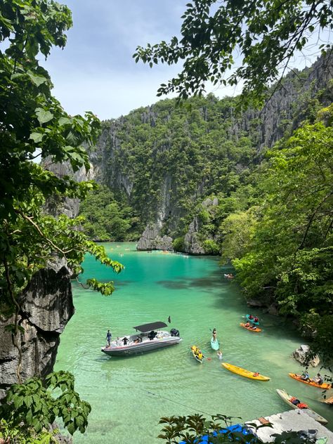 Ubugon Cove, El Nido, Palawan El Nido Palawan Aesthetic, Palawan Aesthetic, Phillipines Travel, Gap Year Travel, Palawan Philippines, Tropical Landscape, Gap Year, Palawan, Tropical Landscaping