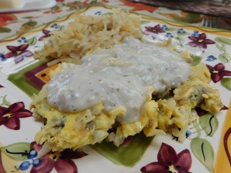 Country Boy Omelet – The Easy Way | Simply Grateful Cooking Country Omelette Recipe, Ihop Omelette, Southern Sausage Gravy, Country Gravy Recipe, Breakfast Omelet, Omlet Recipes, Country Gravy, Omelette Recipe, Sausage Gravy