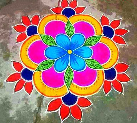 3 Colour Rangoli Design, Rangoli Designs Latest New Year, Rangoli Dipawali, Rangoli Designs New Year Latest, Oil Paint Rangoli, Ragoli Color Simple, Muggulu Design Simple With Colors, Ragoli Color Design, Rangoli Designs With Colors