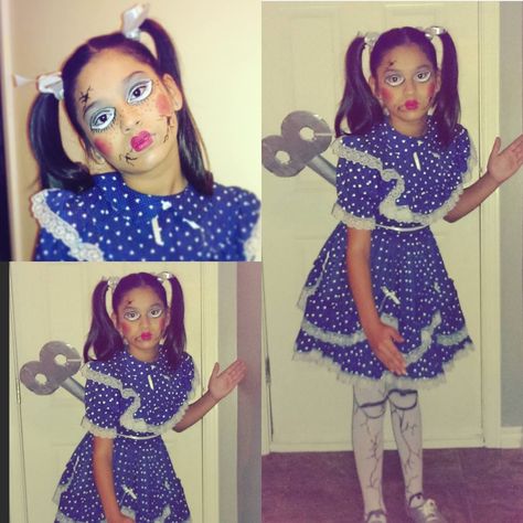 DIY Broken Wind-up Doll Costume Wind Up Doll Costume Women, Diy Wind Up Doll Costume, Wind Up Doll Costume Kids, Broken Doll Makeup Kids, Samhain Costume, Broken Doll Halloween Costume, Creepy Doll Halloween Costume, Wind Up Doll Costume, Broken Doll Halloween