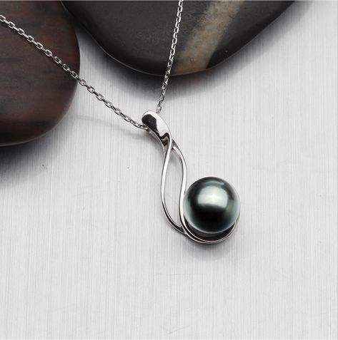 Tahitian Black Pearl Necklace, Black Pearl Pendant, Silver Anniversary Gifts, Fancy Jewelry Necklace, Black Pearl Necklace, Silver Anniversary, Sparkly Things, Discount Jewelry, Pearl Pendant Necklace