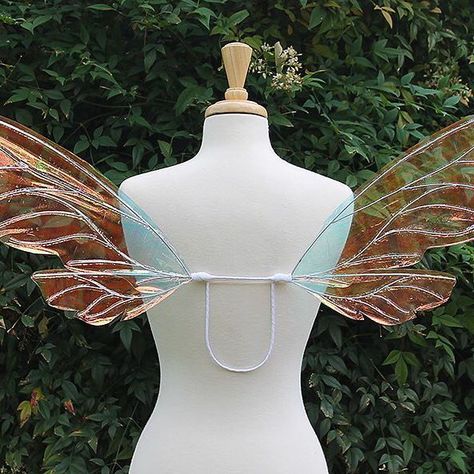 A quick "studio" image of the new Wisp fairy wings. I have two sets of these listed in my Etsy shop (link in bio)! I love the simplicity of this design! Cellophane Fairy Wings, Iridescent Cellophane, Faerie Costume, Pixie Wings, Fairy Things, Gossamer Wings, Fairy Cosplay, Fairy Festival, Mermaid Aesthetic