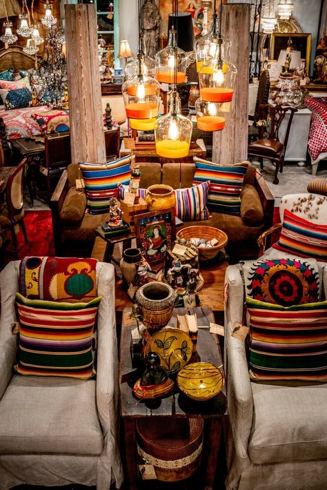 The Ravern is all Mexican dressed !  Santa Fe Spanish Eclectic Home, Santa Fe Interior Design, Santa Fe Style Decor, Mexican Living Room, Santa Fe Interiors, Santa Fe Decor, Mexican Style Decor, Granny Chic Decor, Santa Fe House