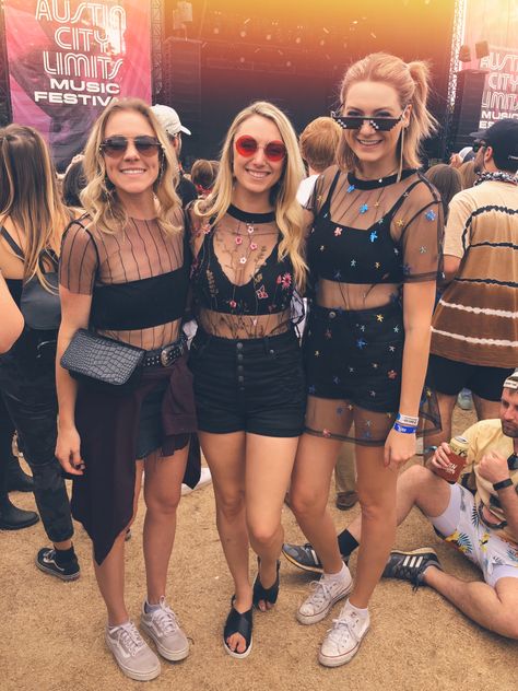 #mesh #festivalfashion #festival #dealwithit #glasses Conservative Festival Outfits, Comfortable Music Festival Outfits, Wet Festival Outfit, Eclipse Festival Outfits, Heavy Metal Festival Outfit, Modest Rave Outfits Casual, Look Festival Verano, Day Rave Outfit, Riot Fest Outfit