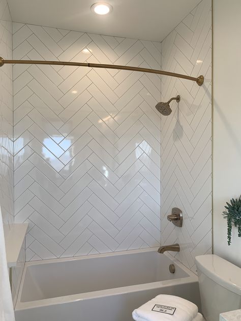 Tiled Bathroom With Tub, Bathtub Shower Combo Simple, Spare Bathroom Shower Ideas, Hallway Bathroom Remodel With Tub, Bathroom Design Tub Shower Combo, Tub Shower Bathroom Ideas, Bathtub With Tile Walls, White Tile Shower Ideas With Tub, Bathroom Tile Ideas Shower Tub Surround Half Walls