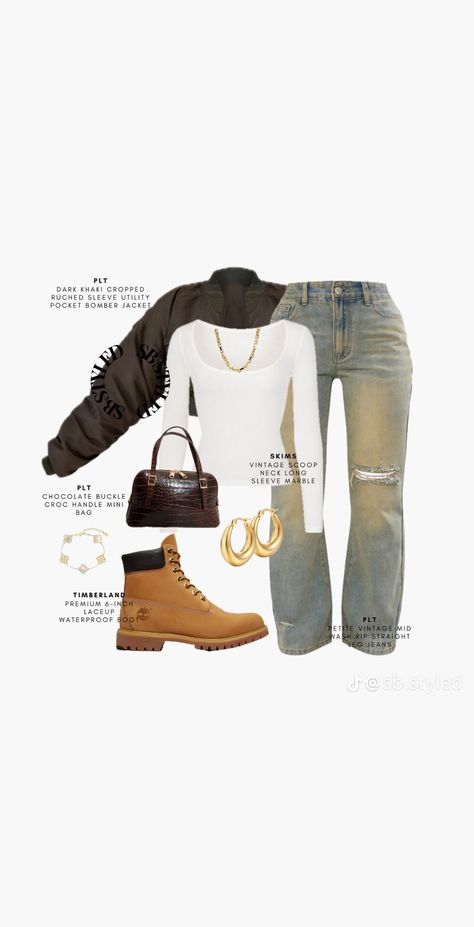 Casual Timberland Outfits, Winter Outfits Timberland Boots, Tims Boots Outfits Woman, Woman Timberland Boots Outfit, Platform Timberlands Outfit, Winter Outfits With Timberland Boots, Timberland Boots Outfit Black Woman, Fits With Timberlands, Timberland Boots Women Outfit Casual