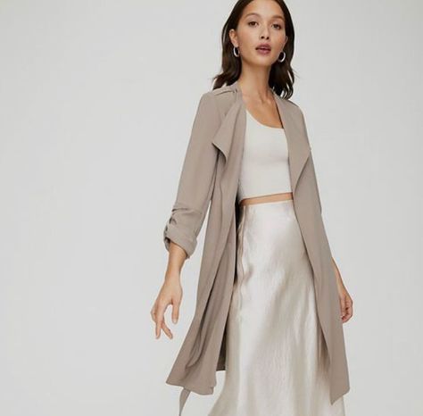 Flowy Trench Coat, Office Professional, Aritzia Babaton, Elegant Sophisticated, Soft Natural, Brands Outlet, Sweater Outfits, Duster Coat, Trench Coat