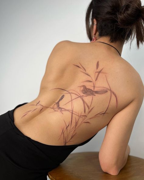 Symmetrical Back Tattoo For Women, Symmetrical Tattoo Women, Symmetrical Shoulder Tattoo, Tattoo Artist Aesthetic, Bird Shoulder Tattoos, Chantal Goya, Floral Back Tattoos, Symmetrical Tattoo, Mariel Hemingway