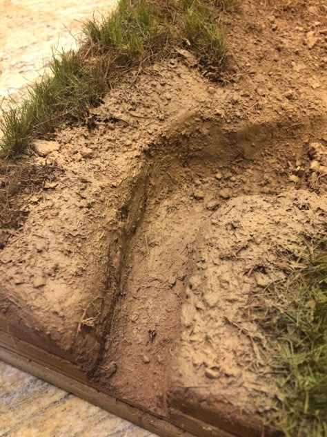 Wall Moss Art, Moss Art Wall, Crawler Course, Rainforest Project, Wall Moss, Ho Scale Train Layout, Wargaming Table, Scale Model Building, Warhammer Terrain