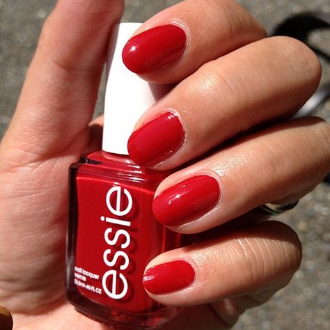 Essie Red Nail Polish Best Red Nail Polish, Essie Forever Yummy, Essie Red Nail Polish, Red Manicure, Nails Colors, Red Nail Polish, Nail Stuff, Nail Ring, Red Nail