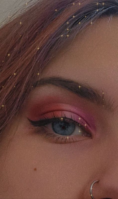 Lesbian Flag Eye Makeup, Lesbian Flag Inspired Makeup, Lesbian Pride Eyeshadow, Lesbian Flag Eyeshadow, Lesbian Flag Makeup Look, Pride Makeup Lesbian Flag, Lesbian Eye Makeup, Lesbian Flag Makeup, Harry Styles Makeup Inspired