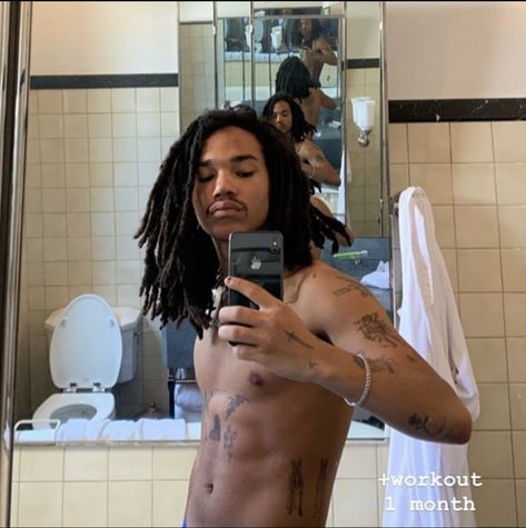 Luca Sabbat Girlfriend, Luka Sabbat Grownish, Lukas Sabbat, Luca Sabbat, Lukka Sabbat, Luka Sabbat, Weak In The Knees, Hair Reference, Hot Actors