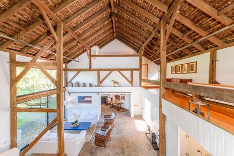 5 Gorgeous Vintage Barn Conversions You’ll Want to Move Into Immediately | Apartment Therapy Barn To House Conversion, Converted Barn Homes, Barn House Conversion, Barn House Interior, Barn Conversions, Barn Living, Spa Rooms, Converted Barn, Barn Renovation