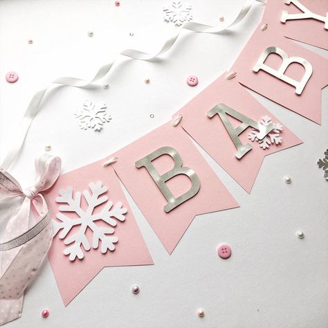 Snowflake Is On The Way, Winter Wonderland-party, Snowflake Banner, Winter Baby Shower Decorations, Winter Wonderland Party Theme, Welcome Baby Banner, Holiday Baby Shower, Snowflake Baby Shower, Winter Wonderland Baby Shower