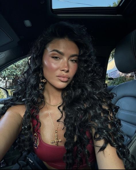 Alexis Braun, Hair Goals, Hair Inspo, Curly Hair, Close Up, Curly Hair Styles, Photo And Video, Instagram Photos, Instagram Photo