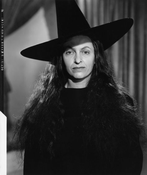 Gale Sondergaard– As the Ugly Wicked Witch.  Various make-up and costume tests for The Wizard of Oz (1939) Wizard Of Oz Witch, Margaret Hamilton, Witchy Women, Wizard Of Oz 1939, Kids Novels, Land Of Oz, The Wonderful Wizard Of Oz, The Worst Witch, The Wizard Of Oz