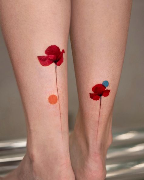 Poppy Tattoo Thigh, Flower Tattoos Poppy, Vintage Poppy Tattoo, Poppy Tattoos For Women, Fine Line Poppy Tattoo, Red Poppy Tattoo, Poppy Tattoos, Heart Flower Tattoo, Poppy Flower Tattoo