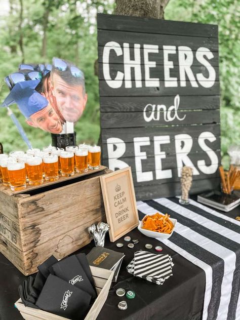 Cheers And Beers To 40 Years, Beer Birthday Party, College Graduation Party, Rodeo Party, Adult Party Themes, 30th Birthday Decorations, College Graduation Parties, Fun Party Themes, Beer Theme