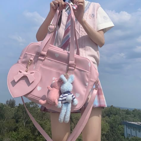 Kawaii Messenger Bag, Back To School Pink Aesthetic, Cute Bags Aesthetic, Messenger Bag Aesthetic, Street Style Harajuku, Kawaii School Bag, Cute Pink Bag, Pink Messenger Bag, Teen Handbags