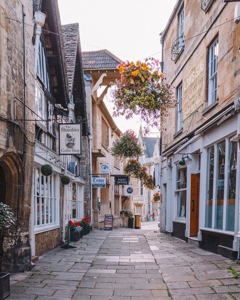 Bradford-on-Avon Wiltshire England, Bradford On Avon, English Village, British Countryside, Beautiful Streets, England Uk, English Countryside, British Isles, Wales England