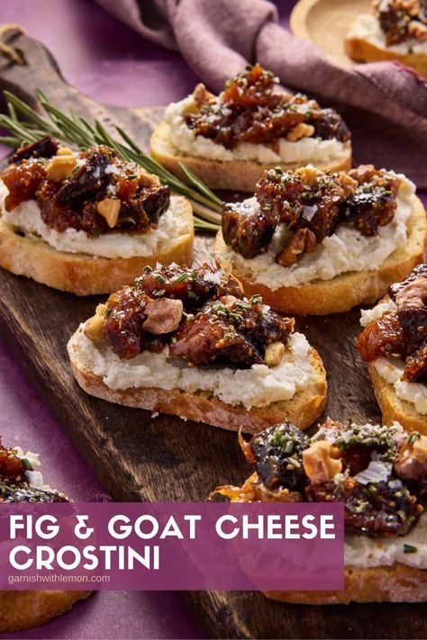 🎄 Get your holiday party started with this easy and delicious Fig & Goat Cheese Crostini recipe! 🧀🍞🍯 Perfect for small gatherings or big family dinners. Creamy goat cheese, sweet figs, fragrant rosemary and crunchy walnuts - a flavor explosion in every bite! 😋 #HolidayAppetizer Fig And Goat Cheese Bruschetta, Goat Cheese Baguette Appetizer, Fig Goat Cheese Appetizer, Fig And Goat Cheese Appetizer, Fig Recipes Appetizers, Crostini Board, Recipes With Figs, Big Family Dinners, Fig Crostini