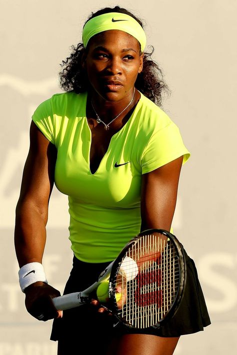 Serena Williams Mode Tennis, Serena And Venus Williams, Serena Williams Tennis, Female Tennis Players, Venus And Serena Williams, Williams Tennis, Tennis Women, Tennis Legends, Professional Tennis Players