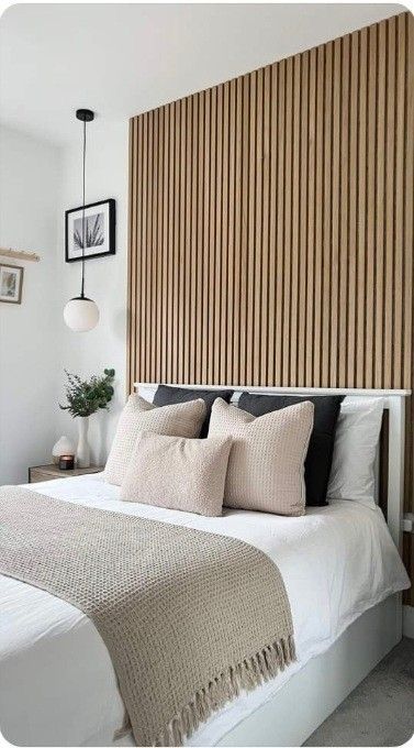 Wall Behind Bed, Design Ložnic, Wooden Panelling, Feature Wall Bedroom, Wall Panels Bedroom, Wooden Wall Panels, Bedroom Panel, Affordable Decor, Wood Bedroom