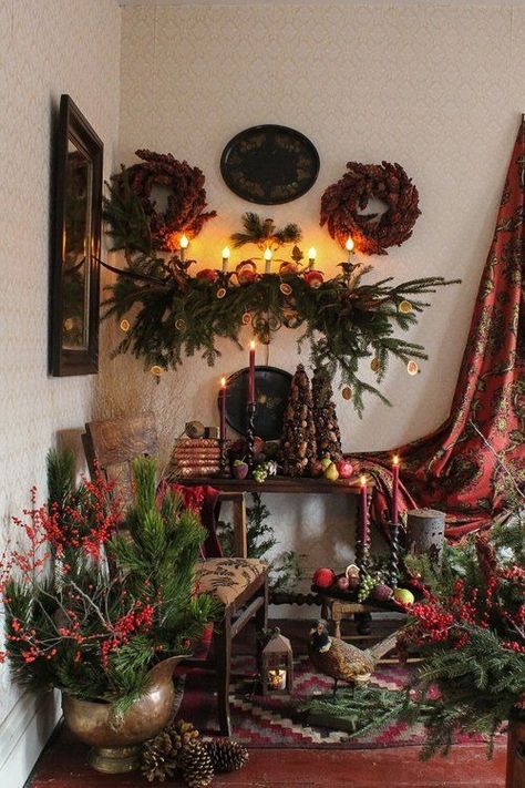 Dark Academia Christmas, Pagan Christmas, Cottagecore Christmas, Cozy Christmas Decor, Dark Christmas, Uncommon Goods, Cottage Christmas, Christmas Feeling, Natural Christmas