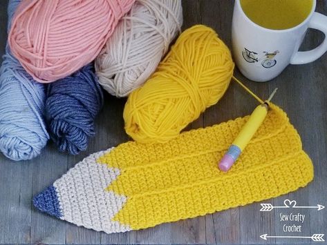 Crochet Sushi Scarf Pattern Free, Crochet Pencil Scarf Pattern Free, Crochet Pencil Scarf, Pencil Scarf, Pencil Crochet, Esperanza Rising, Crochet Kids Scarf, Diy Crochet Patterns, Crochet Scarf Pattern Free