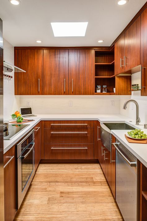 Mahogany Kitchen Cabinets, Kitchen Cabinets Shaker Style, Inexpensive Kitchen Countertops, Mahogany Kitchen, Contemporary White Kitchen, Cost Of Kitchen Cabinets, Contemporary Kitchen Cabinets, Mahogany Cabinets, Outdoor Kitchen Cabinets