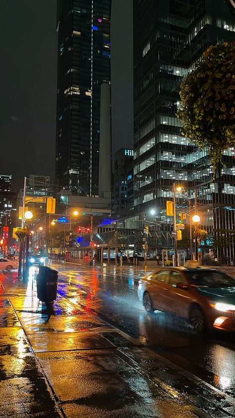 #nightlife #night #canada #toronto #torontolife #aesthetic Break From Toronto Aesthetic, Canada Night Aesthetic, Toronto City Aesthetic, Toronto Night Aesthetic, Downtown Toronto Aesthetic, Toronto Canada Night, Toronto Canada Aesthetic, Toronto At Night, Toronto Aesthetic