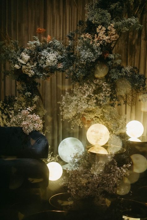 Surrealism Wedding Theme, Dancing In The Moonlight Wedding, Ethereal Party, Surreal Wedding, Dreamy Wedding Decor, Moonlight Wedding, Ethereal Garden, Old Fashioned House, Enchanting Wedding