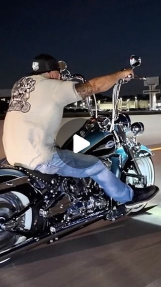 Harley Davidson Softail Deluxe, Harley Softail Custom, Harley Softail Deluxe, Free Sound, Softail Custom, Relax Music, Softail Deluxe, Harley Softail, Sound Mind