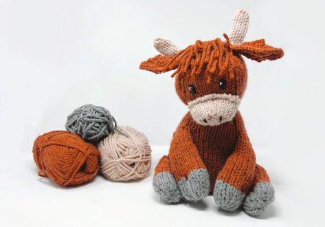 Knit Highland Cow, Knitted Cow Pattern Free, Cow Knitting Pattern Free, Highland Cow Knitting Pattern, Highland Cow Knitting Pattern Free, Cow Knitting Pattern, Sheep Knitting Pattern, Crocheted Stuff, Paper Fox