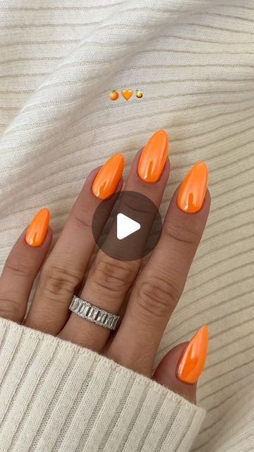 DND Gel on Instagram: "A juicy treat for the weekend ahead 🍊🧡🍹 BRB, adding chrome to EVERY color.   Obsessed with these #glazednails by @nailsbysmf using DIVA 208 Perfect Orange  DC 900 Top Coat No Cleanse  DND PEARL Chrome 01  Click the link in our bio to shop.  #dndgelpolish #orangenails #chromenails #dndgel" Pearl Chrome, Dnd Gel Polish, Orange Nails, Every Color, Chrome Nails, Top Coat, Click The Link, Nail Inspo, The Weekend